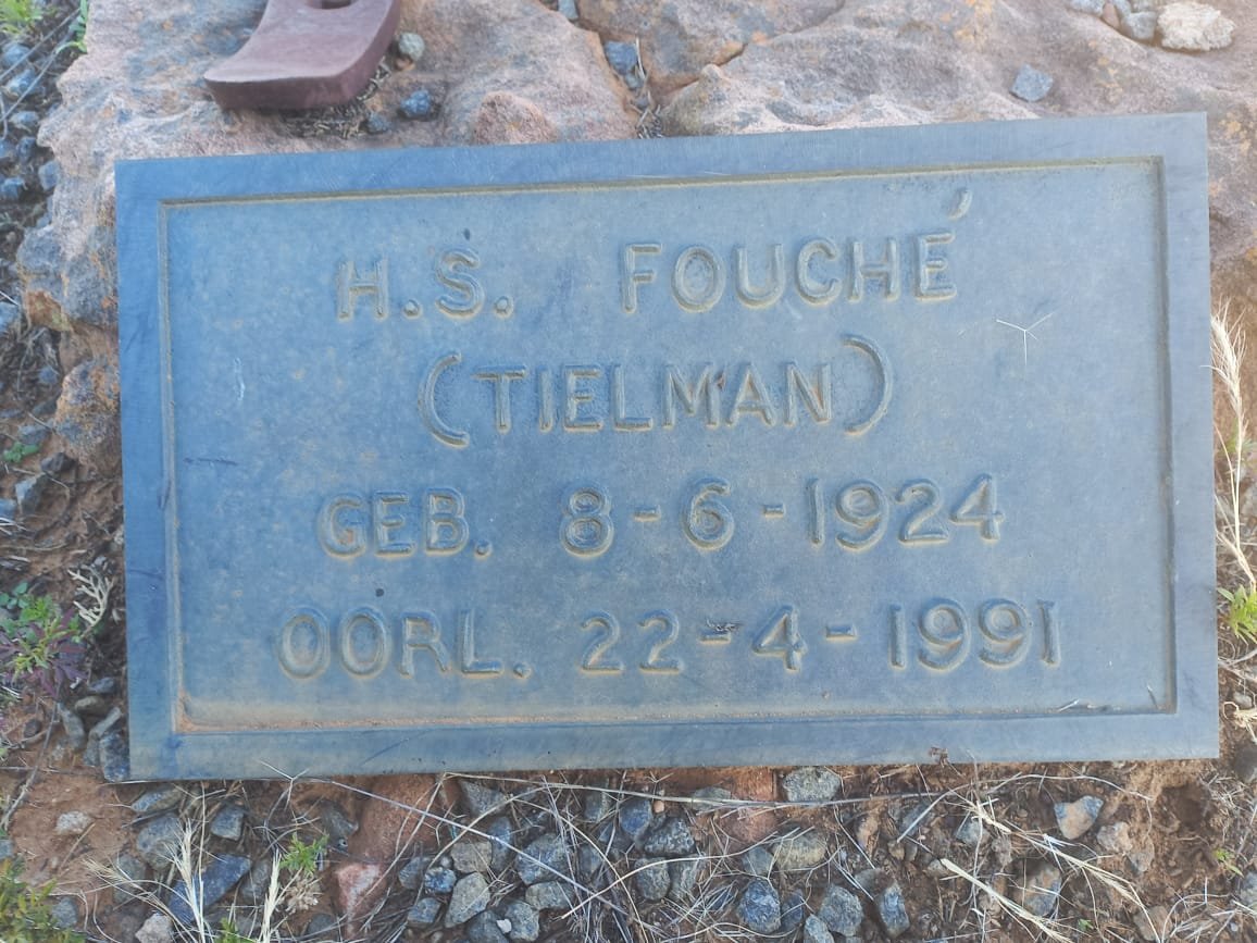 FOUCHE H.S. 1924-1991