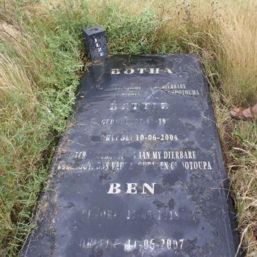 BOTHA Ben 1918-2007 &amp; Bettie 19??-2004