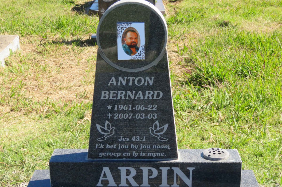ARPIN Iris Elizabeth 1940-2013 :: ARPIN Anton Bernard 1961-2007