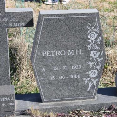 BEETS Rudolf J. 1935-2002 &amp; Petro M.H. 1939-2000 :: BEETS Dolfina J. 1966- 