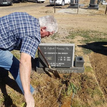 DEVENTER Elsie, van 1964-2004