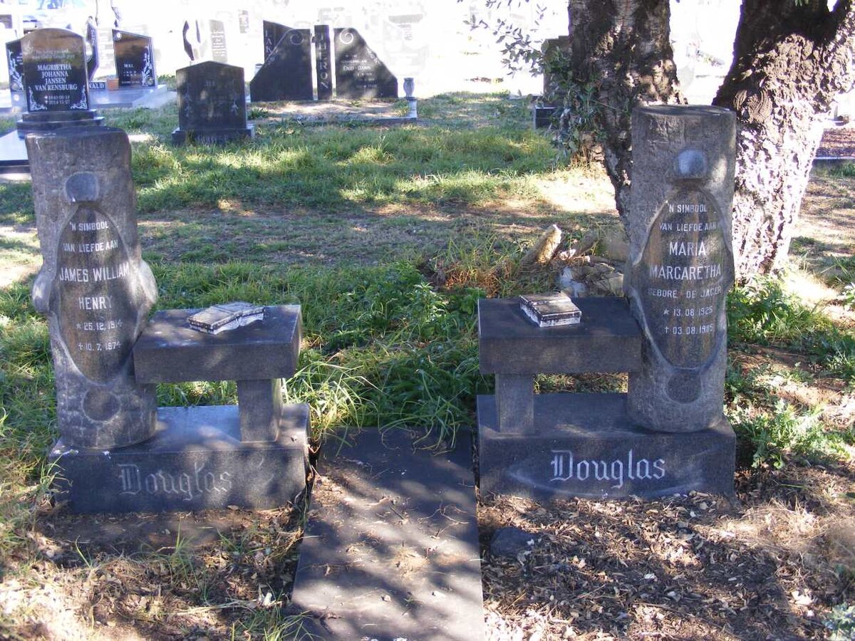 DOUGLAS James William 1914-1974 &amp; Maria Margaretha DE JAGER 1925-1985