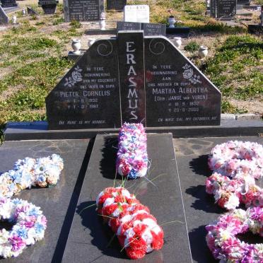 ERASMUS Pieter Cornelis 1932-1987 &amp; Martha Albertha JANSE VAN VUREN 1932-2008
