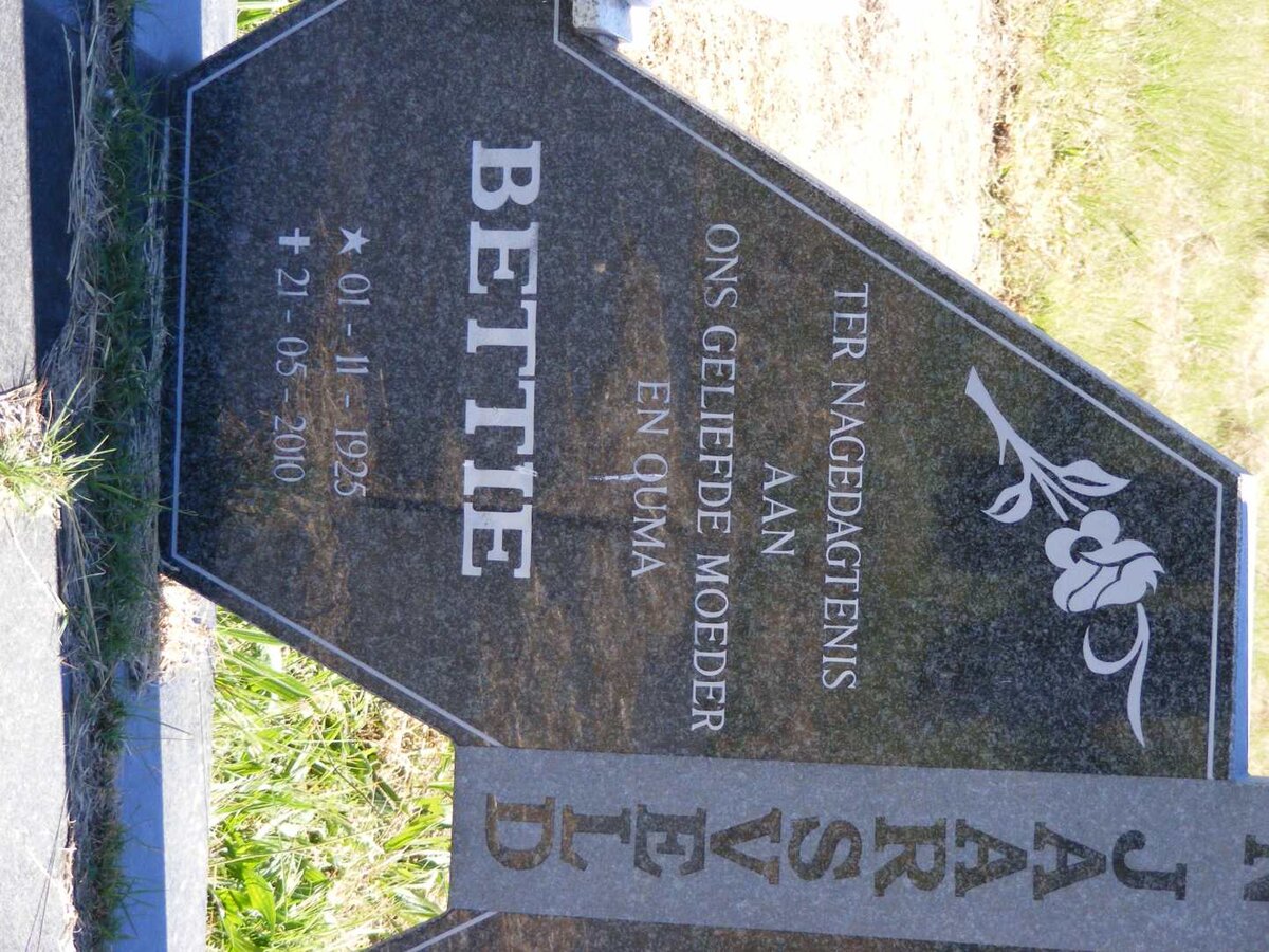 JAARSVELD Mias, van 1925-2005 &amp; Bettie 1925-2010