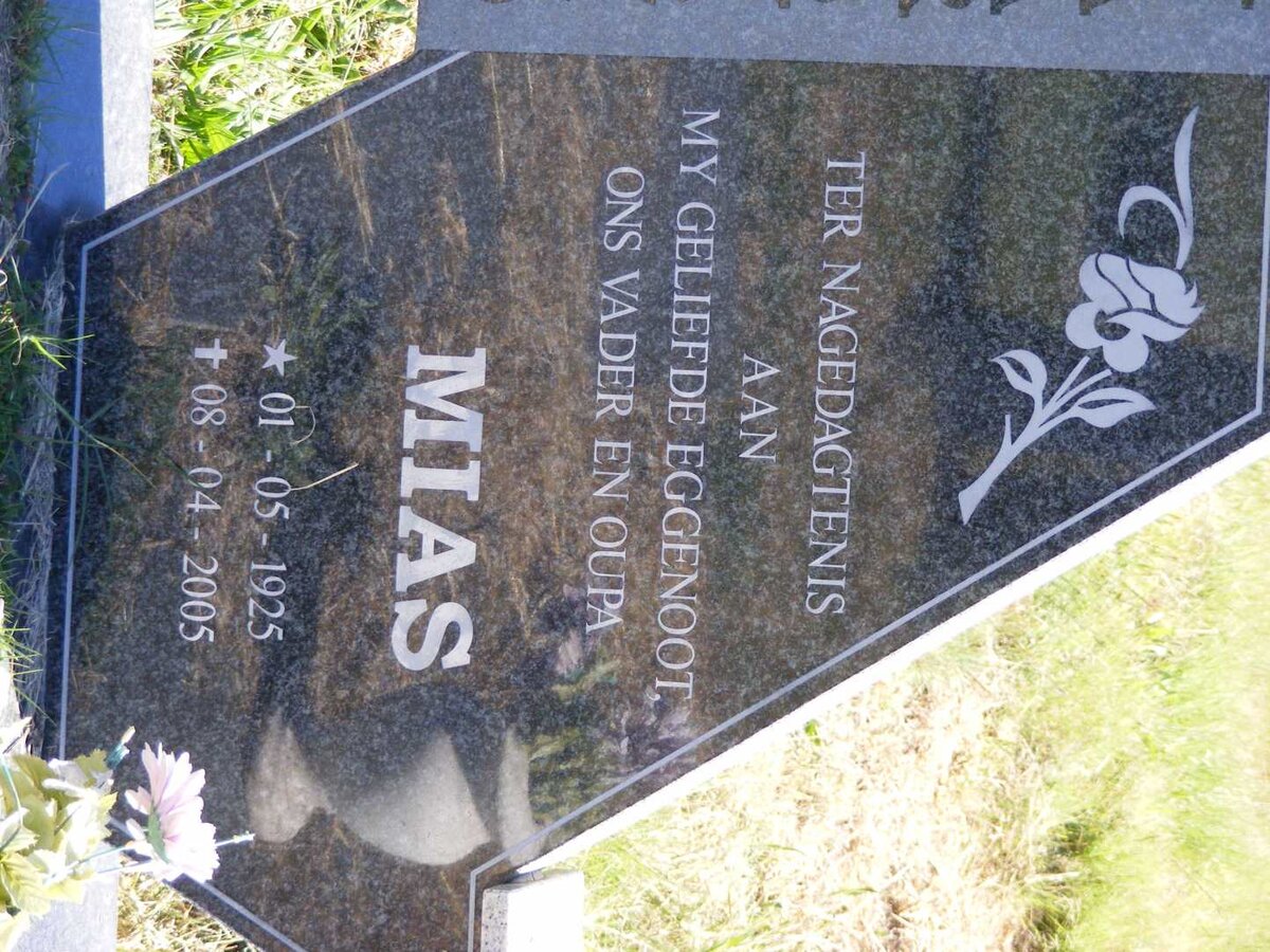 JAARSVELD Mias, van 1925-2005 &amp; Bettie 1925-2010