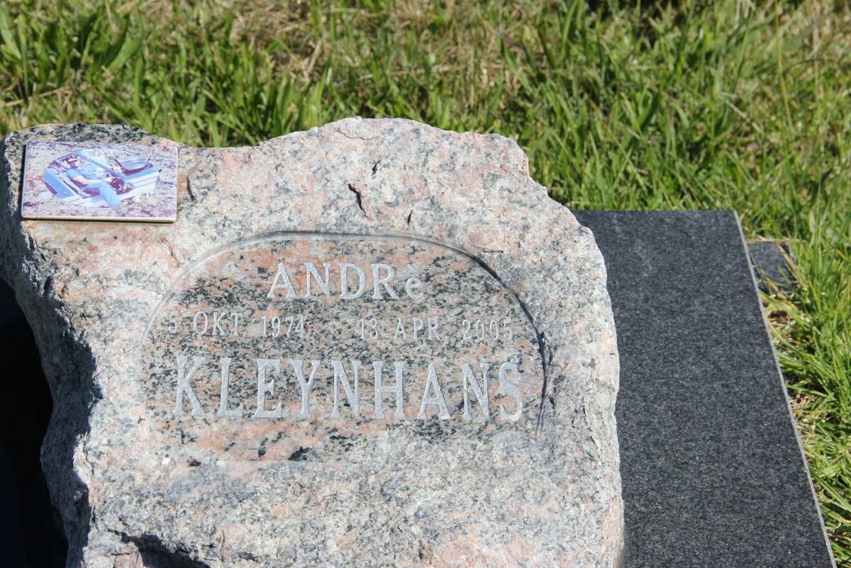 KLEYNHANS André 1974-2005