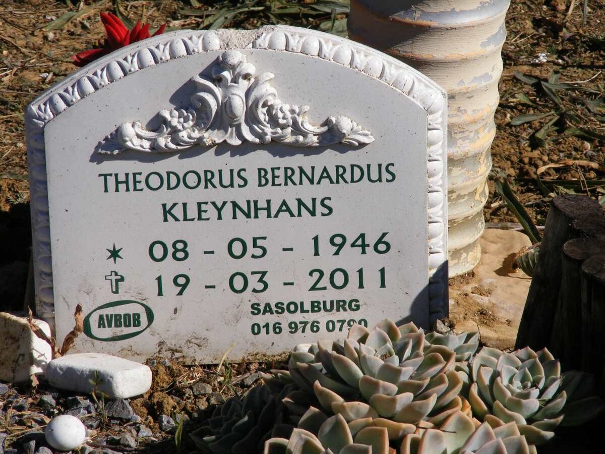 KLEYNHANS Theodorus Bernardus 1946-2011