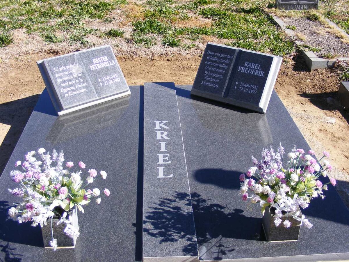 KRIEL Karel Frederik 1931-1997 &amp; Hester Petronella 1935-1987
