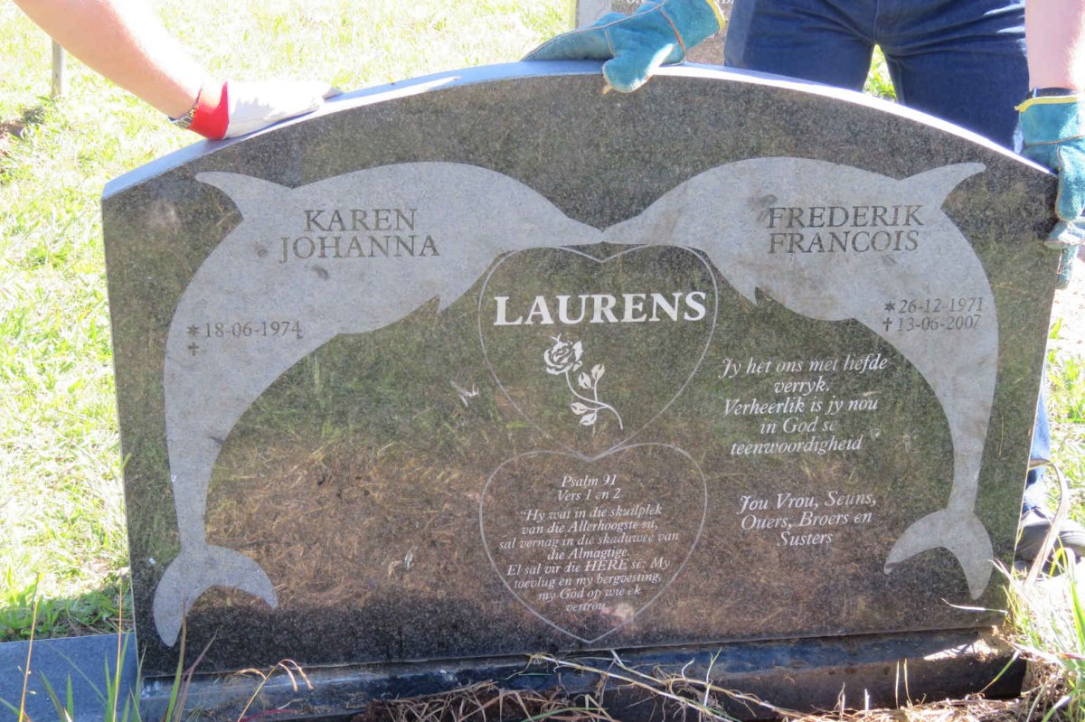 LAURENS Frederik Francois 1971-2007 &amp; Karen Johanna 1974-