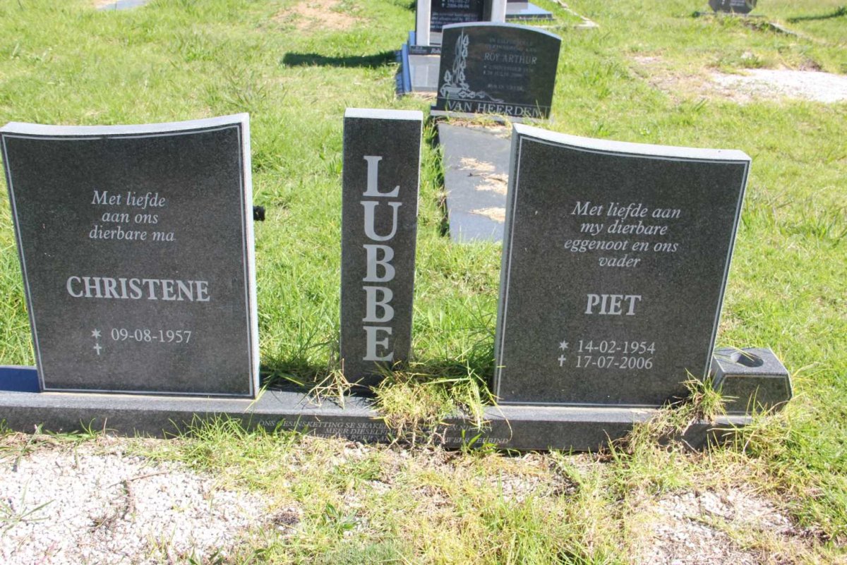 LUBBE Piet 1954-2006 &amp; Christene 1957-