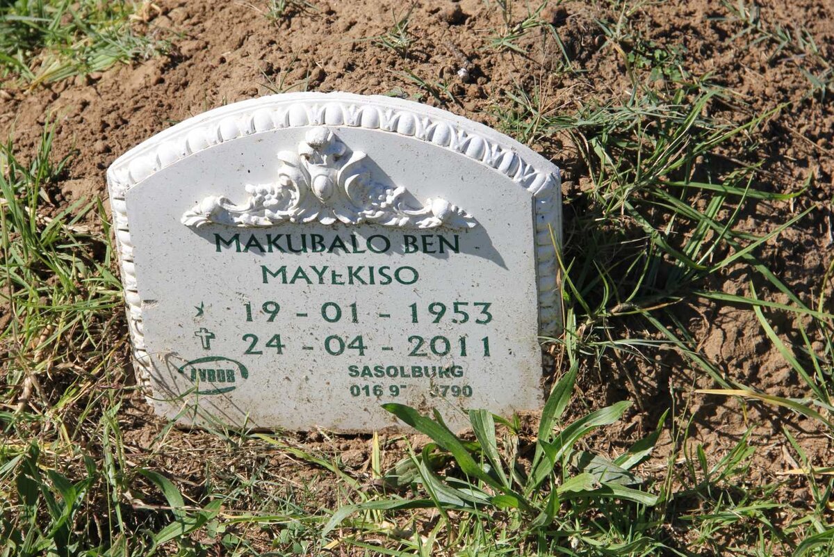 MAYEKISO Makubalo Ben 1953-2011