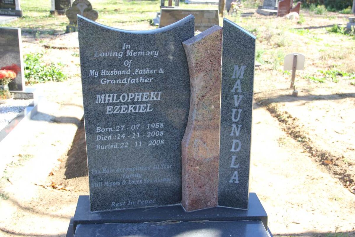 MAVUNDLA Mhlopheki Ezekiel 1958-2008