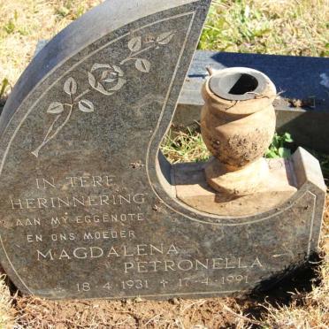 NIEKERK Gert Willem, van 1926- &amp; Magdalena Petronella 1931-1991