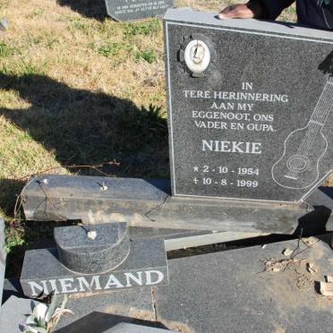 NIEMAND Niekie 1954-1999