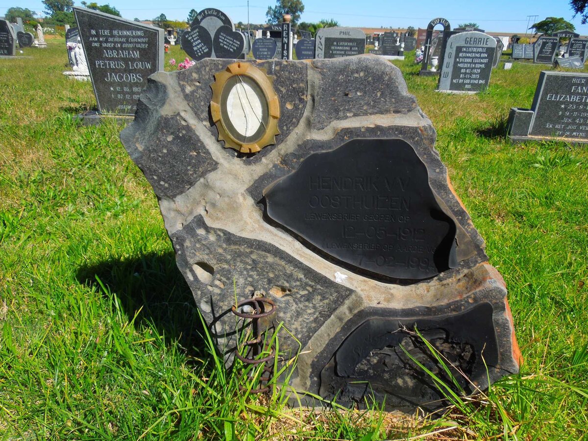 OOSTHUIZEN Hendrik V.V. 1912-1994