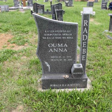 RADEBE Ouma Anna 1972-2003