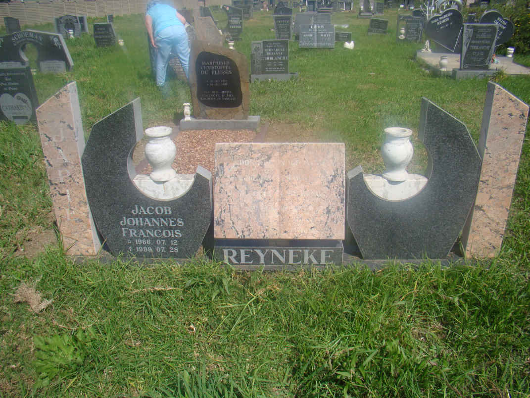 REYNEKE Jacob Johannes Francois 1966-1999