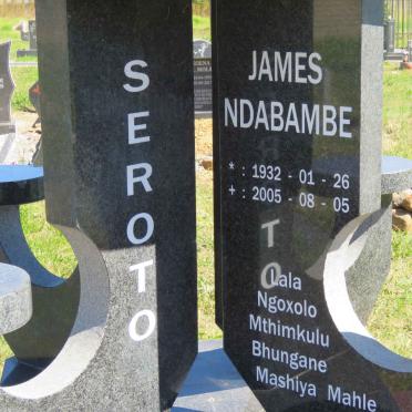 SEROTO James Ndabambe 1932-2005