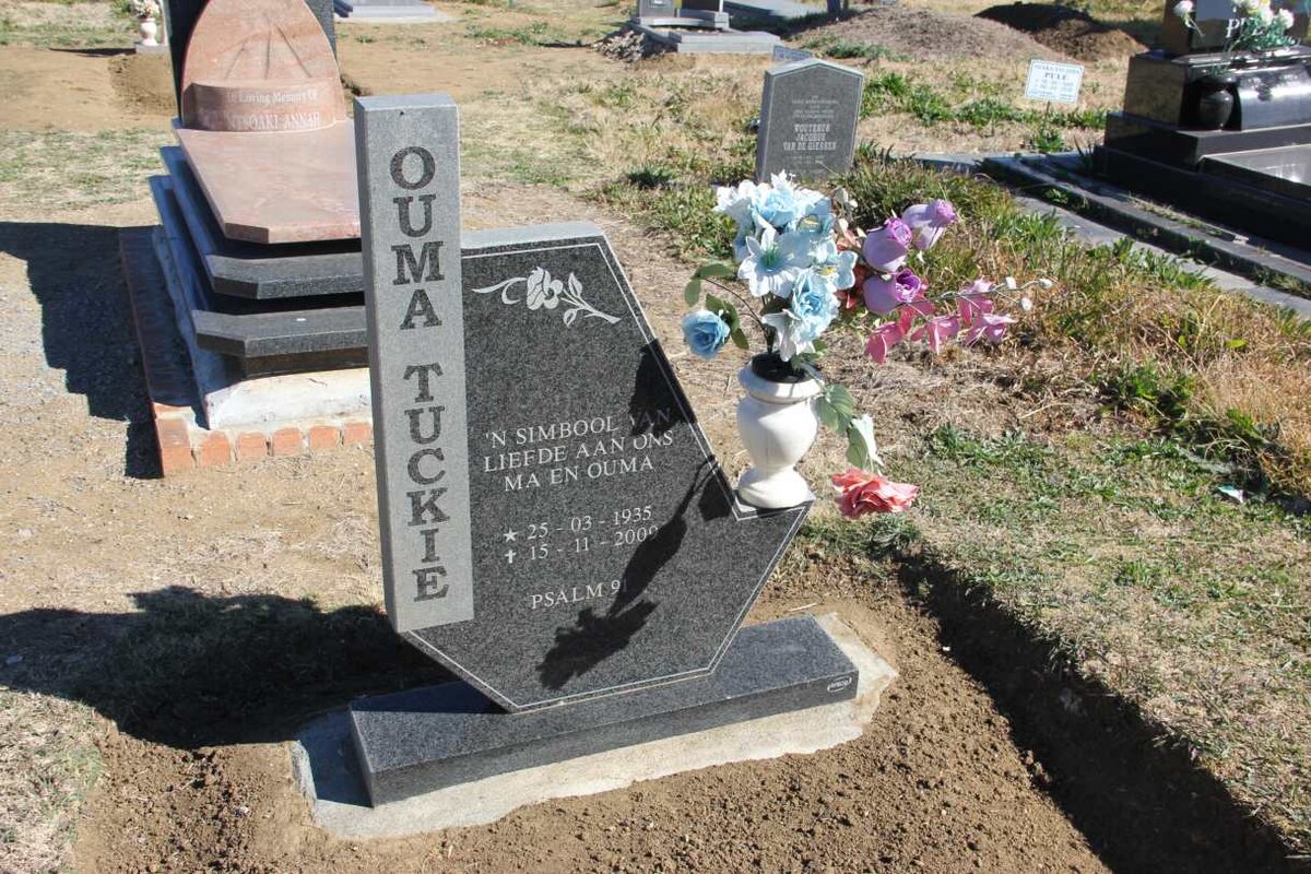 TUCKIE Ouma 1935-200?