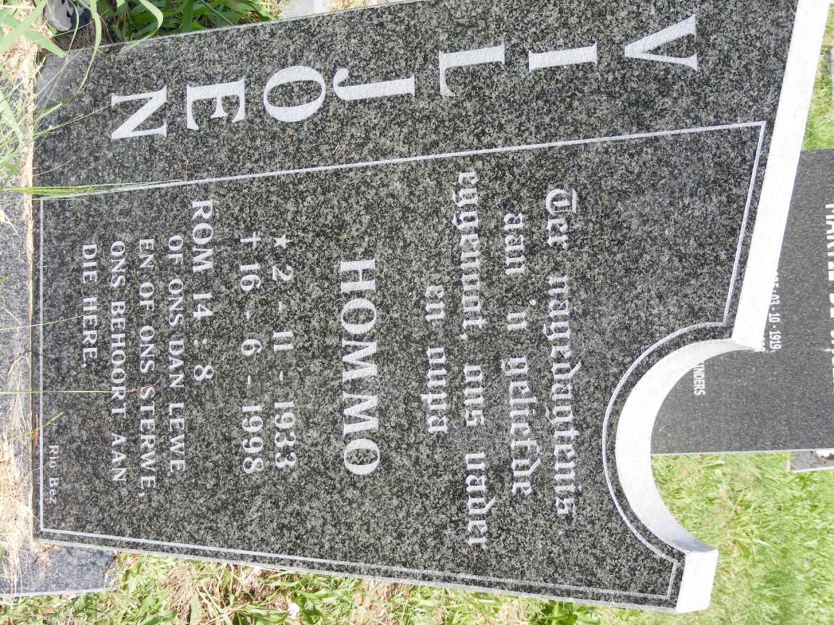 VILJOEN Hommo 1933-1998