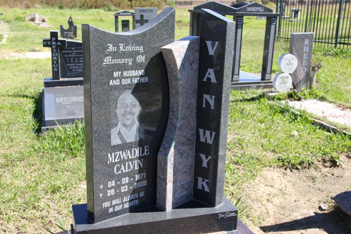 WYK Mzwadile Calvin, van 1971-2006