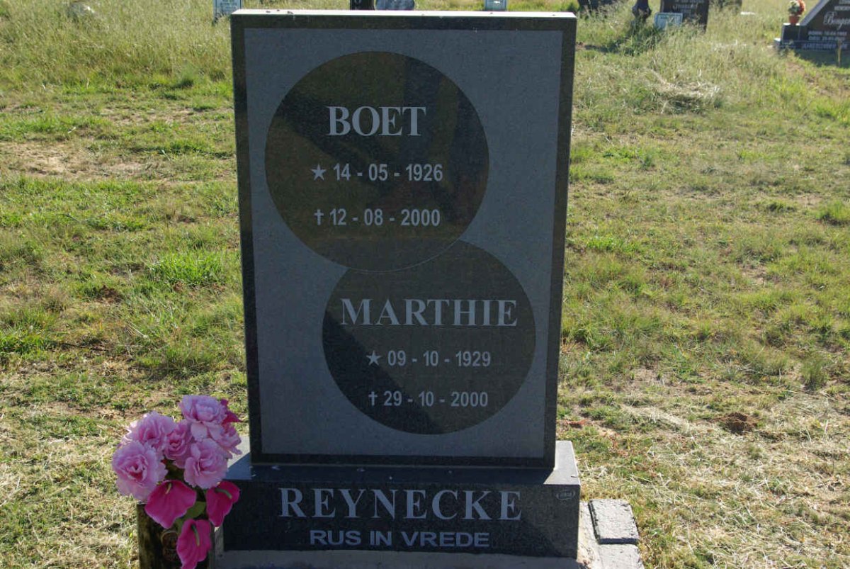 REYNECKE Boet 1926-2000 &amp; Marthie 1929-2000