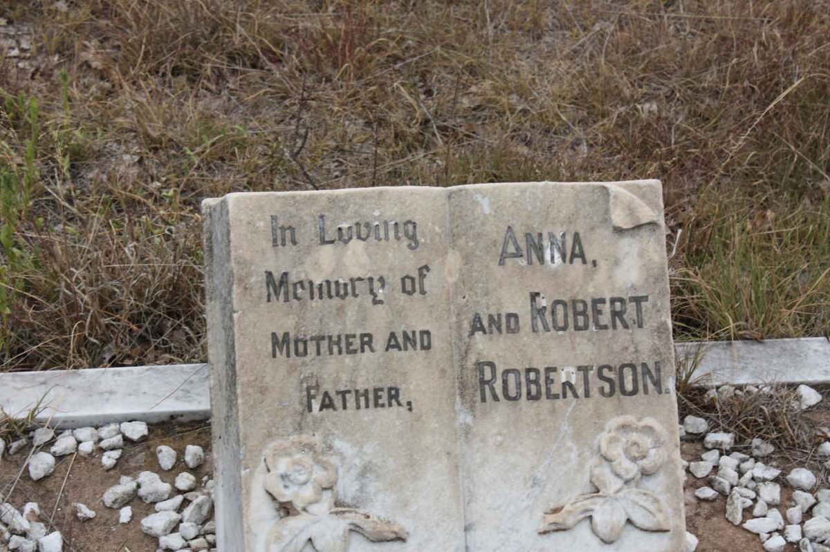 ROBERTSON Robert &amp; Anna