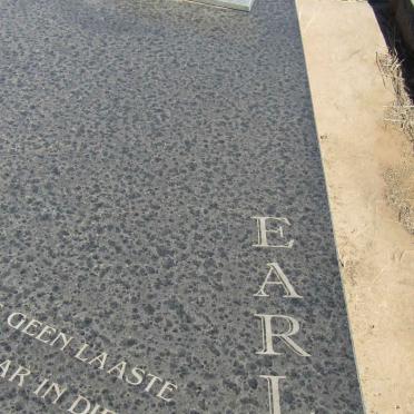 EARLE Machiel 1984-2002 :: EARLE Flippie 1985-2002