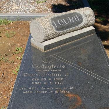 FOURIE Gerhardus J. 1920-1971