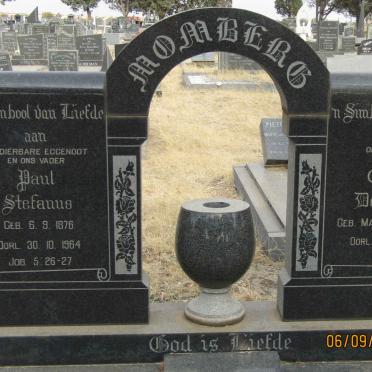 MOMBERG Paul Stefanus 1876-1964 &amp; Gezina Dorathea MARX 1891-1969