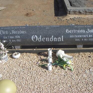 ODENDAAL Dirk Jacobus 1928-1987 &amp; Gertruida Johanna SEVENSTER 1933-1999