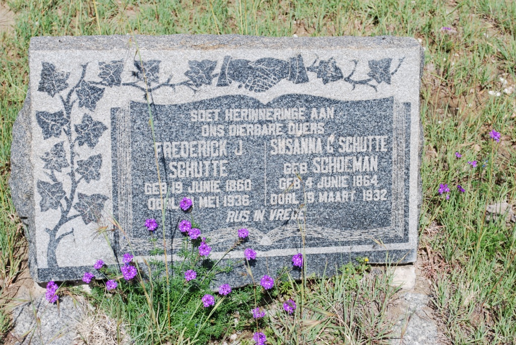 SCHUTTE Frederick J. 1860-1936 &amp; Susanna G. SCHOEMAN 1864-1932 