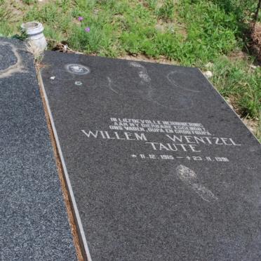 TAUTE Willem Wentzel 1915-1991 &amp; Katharina Wilhelmina Magdalena HEFER 1920-2002