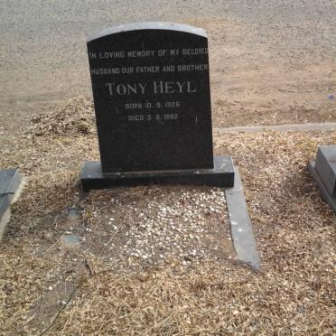HEYL Tony 1926-1982