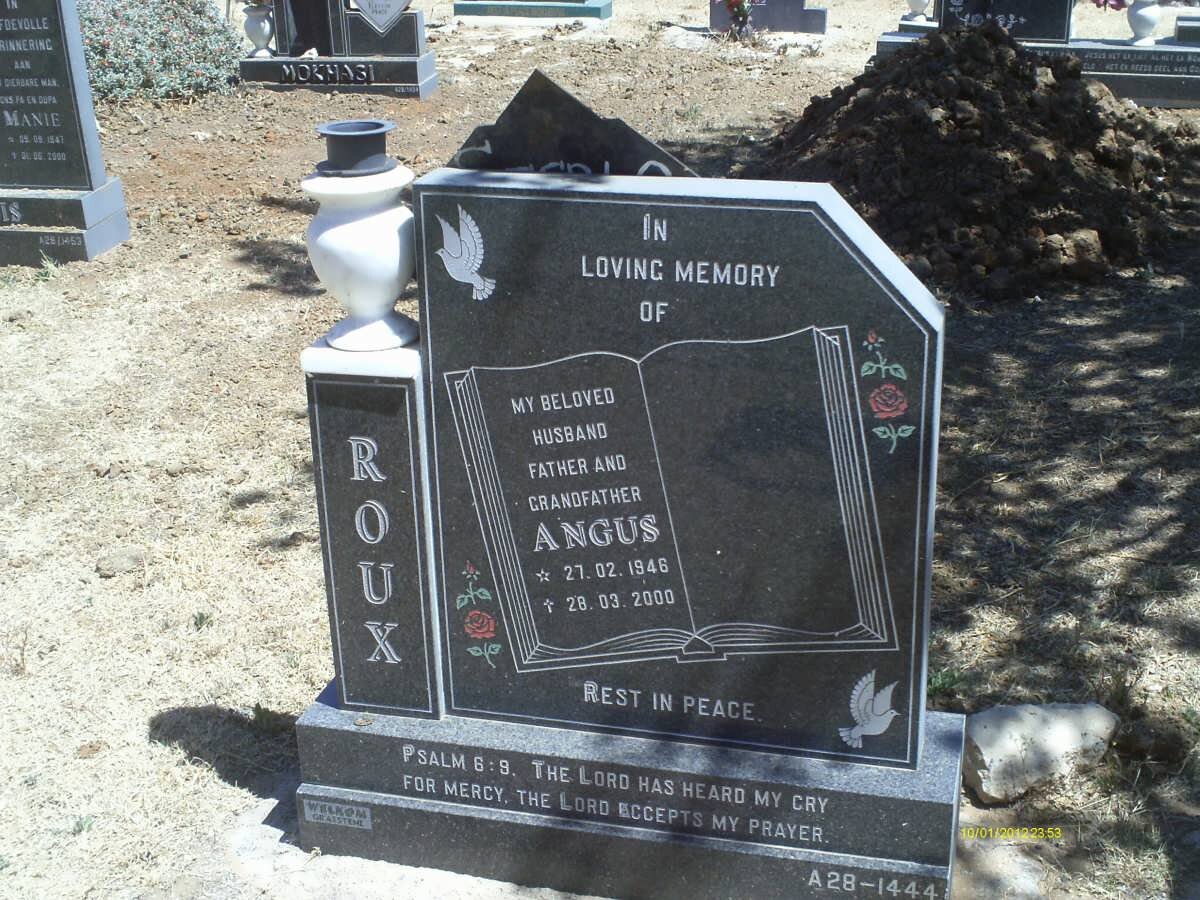 ROUX Angus 1946-2000