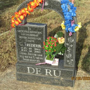 RU G. Frederik, de 2001-2003