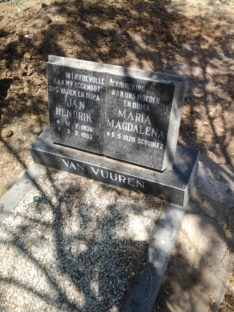 VUUREN Jan Hendrik, van 1936-1993 &amp; Maria Magdalena SCHOULTZ 1928-