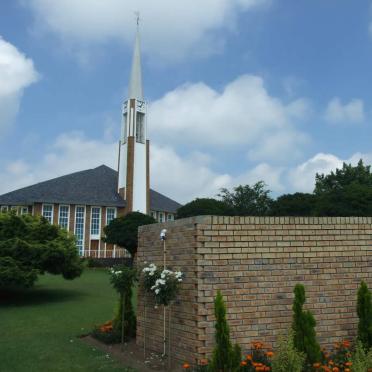 1. Overview on Vrede-Wes, Nederduitse Gereformeerde Kerk &amp; Muur van Herinnering