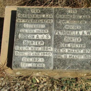 HURTER Gideon A.J.S. 1864-1940 &amp; Petronella A.W. DREYER 1872-1952