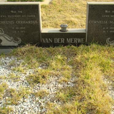 MERWE Theunis Gerhardus, van der 1903-1972 &amp; Cornelia Magrietha 1908-1989