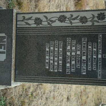 NEL Hermiena Abigail nee BOUWER 1897-1976