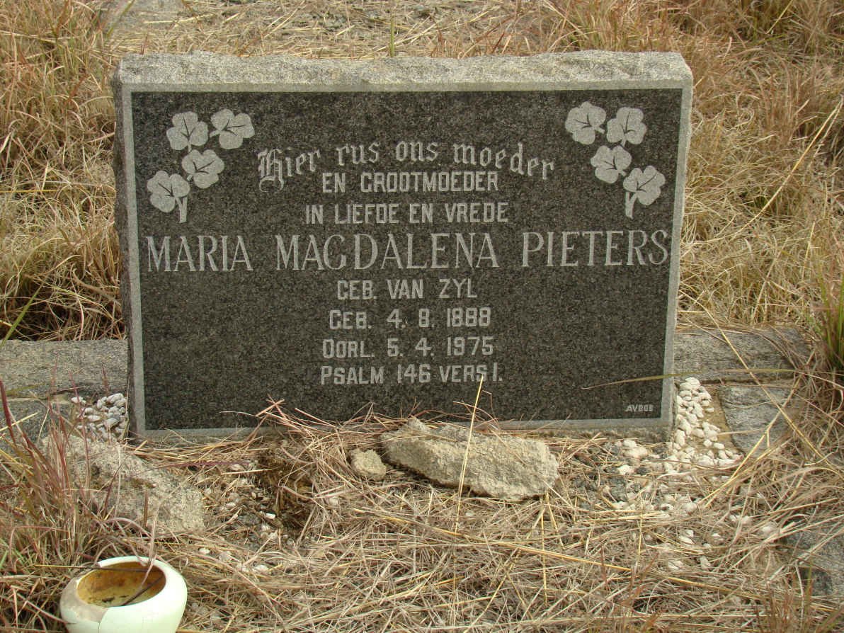 PIETERS Maria Magdalena nee VAN ZYL 1888-1975