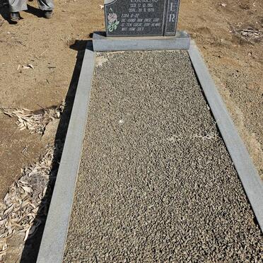 Free State, VREDE district, Cloverfield 563, farm cemetery