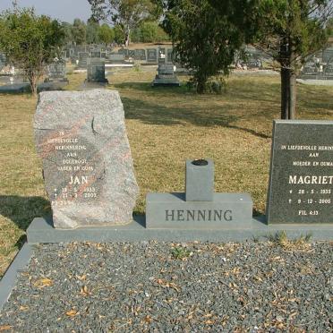 HENNING Jan 1933-2003 &amp; Magriet 1935-2005