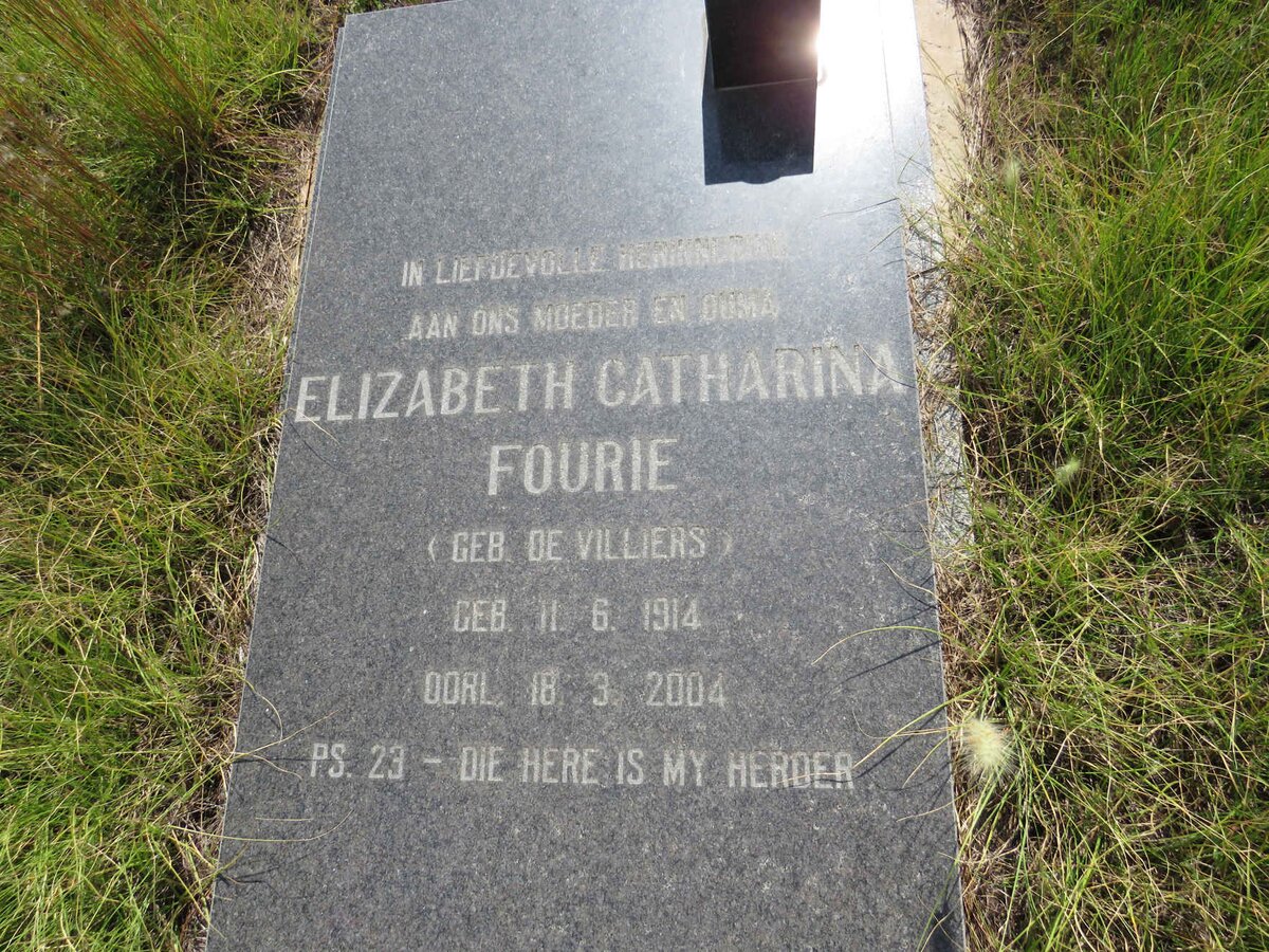 FOURIE Elizabeth Catharina nee DE VILLIERS 1914-2004