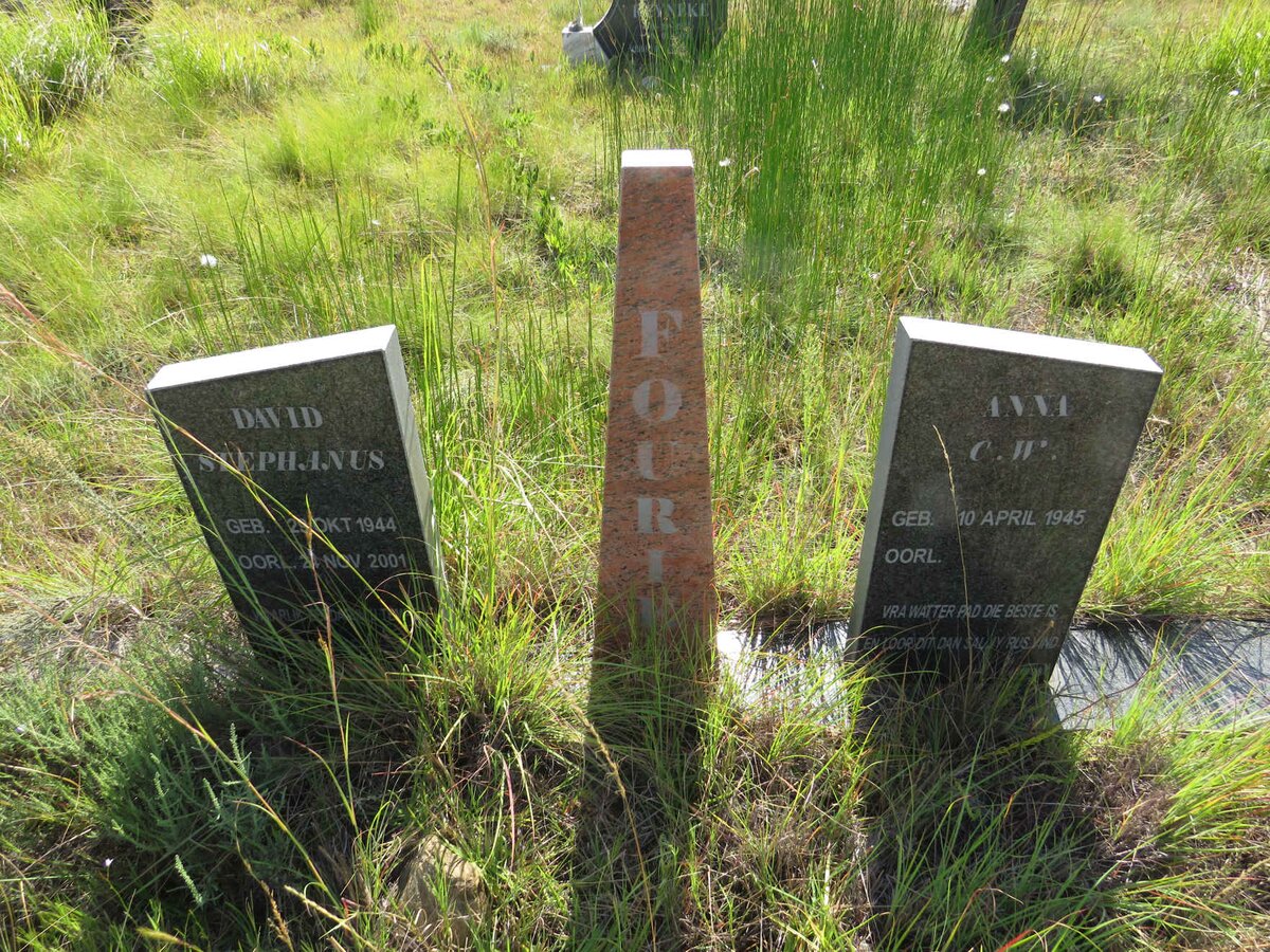FOURIE David Stephanus 1944-2001 & Anna C.W. 1945- _1