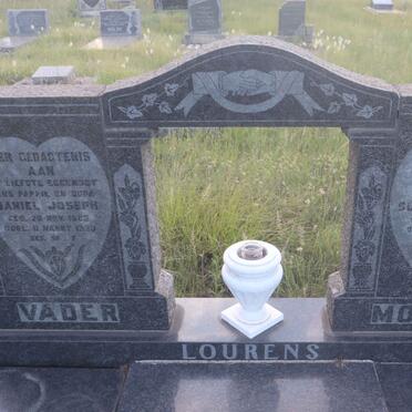 LOURENS Daniel Joseph 1903-1935 & Susara Jacoba 1904-1982