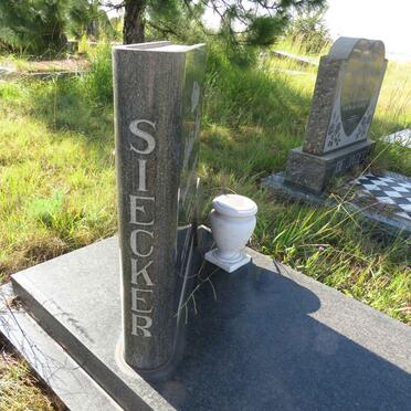 SIECKER Boet 1926-1971 _2