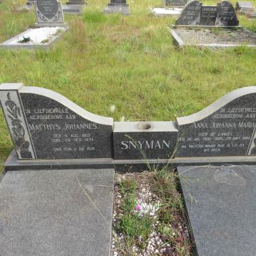 SNYMAN Matthys Johannes 1903-1974 & Anna Johanna Maria DE LANGE 1905-1980