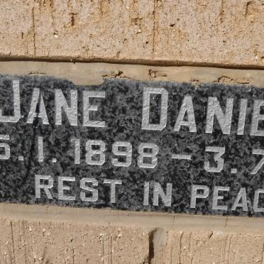 DANIELS Jane 1898-1985